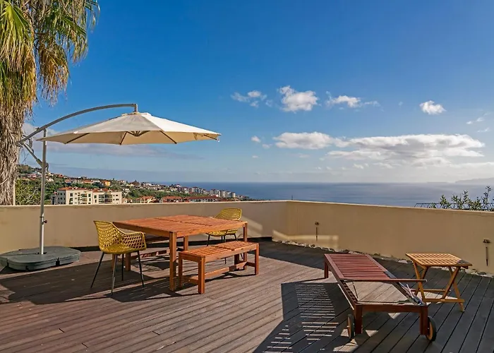 Casa Skyline By An Island Apart